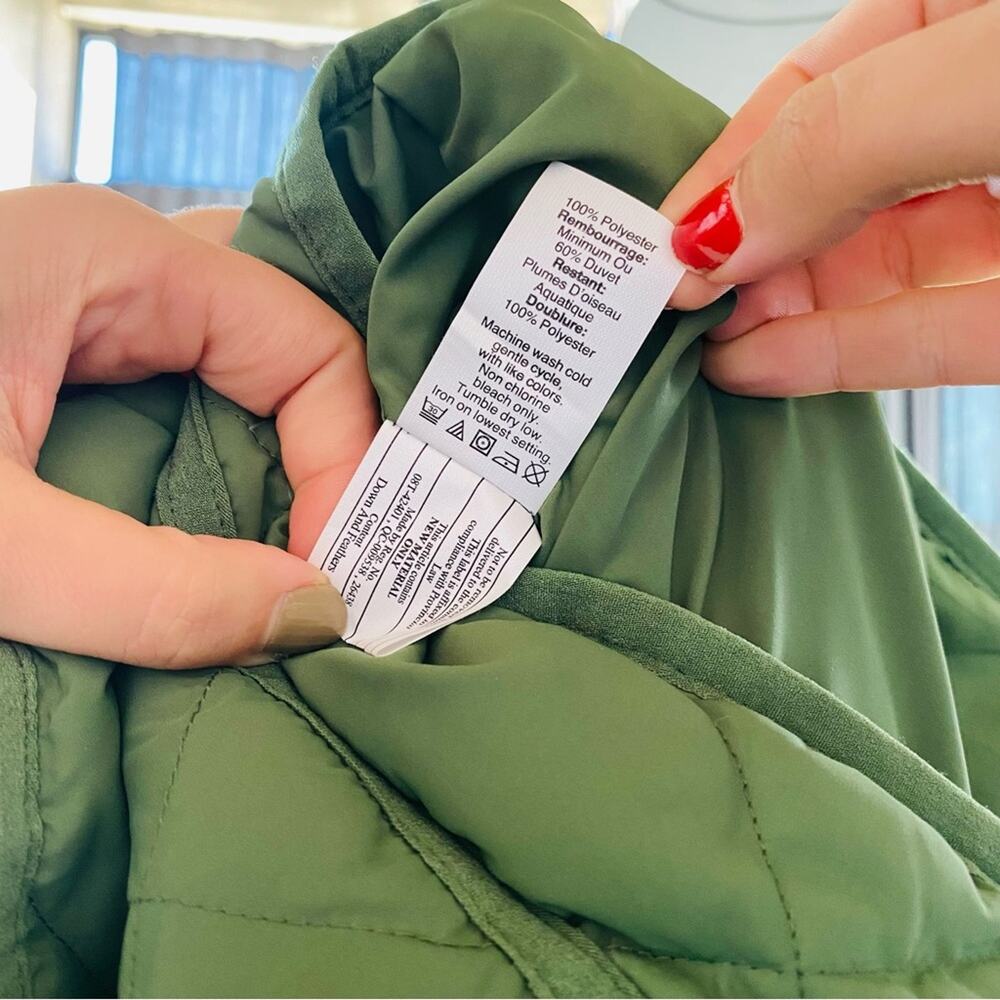 J CREW Olive Green Quilted Puffer Down Gold Zip Vest Jacket Layer Pockets M - Picture 6 of 9